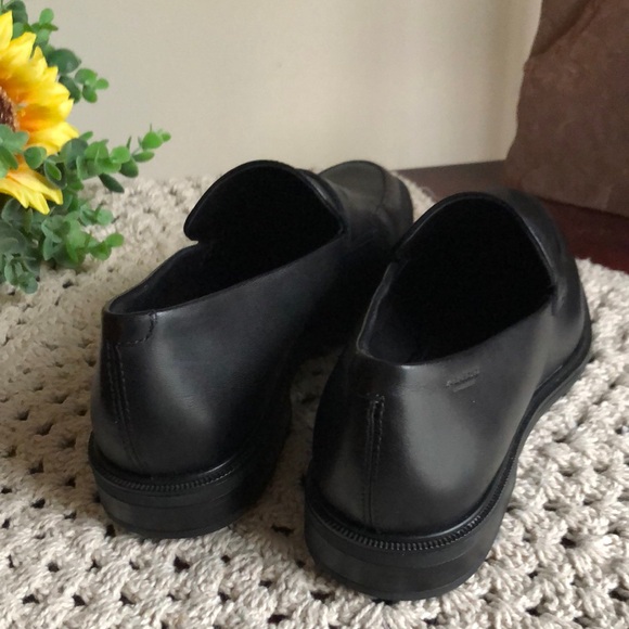 Vagabond Black Leather Women's Loafers - Picture 7 of 14